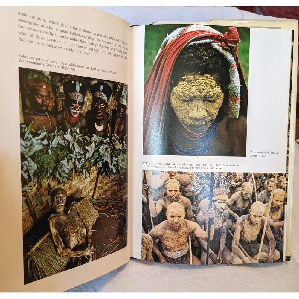 Human Aviary Hardcover 1971 Pictorial Discovery of New Guinea Holton George Vtg